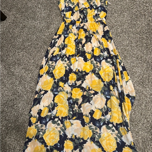 Worn once Maxi Dress high neck size L - Picture 2 of 3